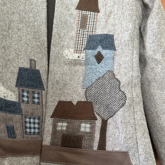 Women’s vintage style wool blazer with House Appliqué Cottagecore grandma chic - Picture 3 of 5